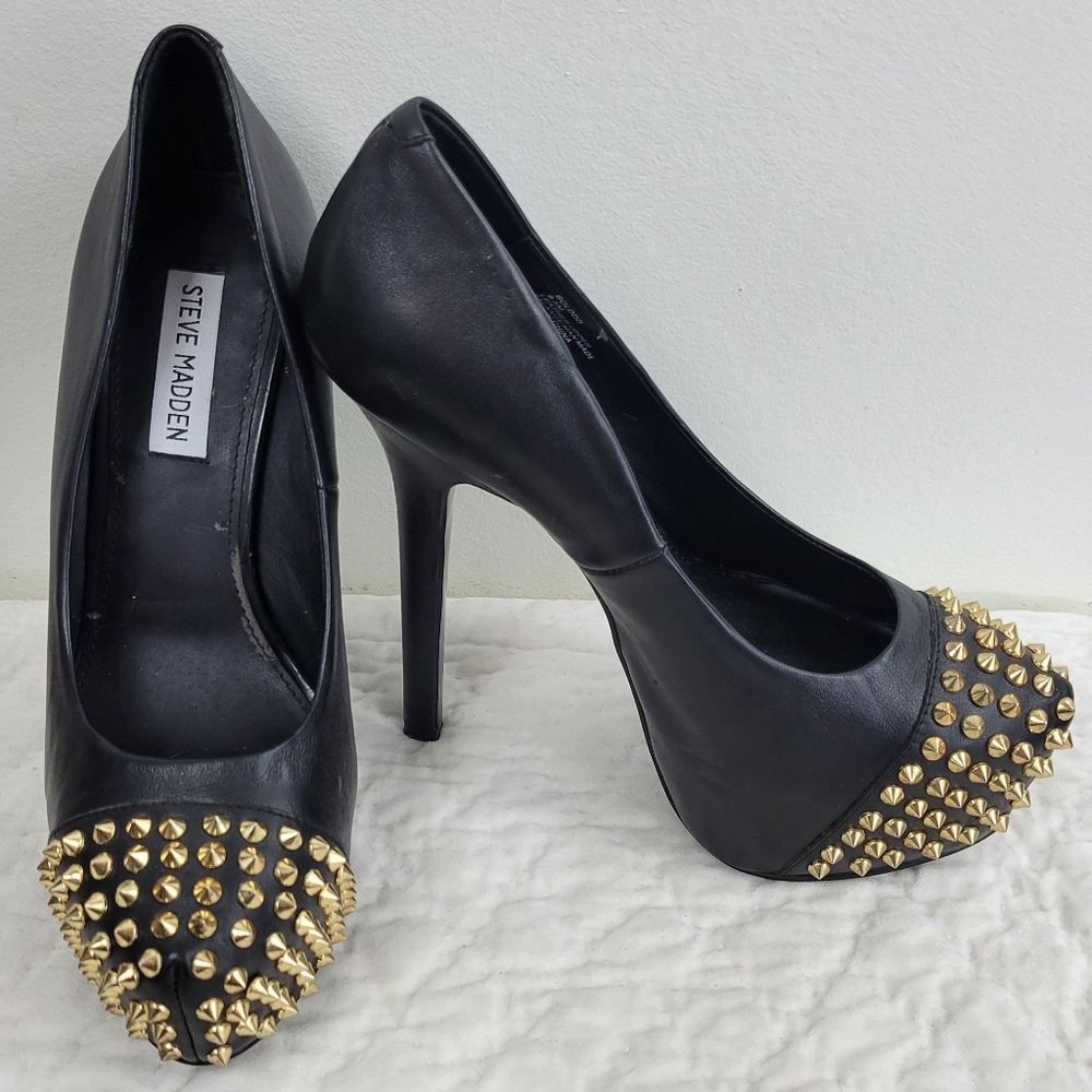 Steve Madden leather platform heels with gold studs - Picture 10 of 11